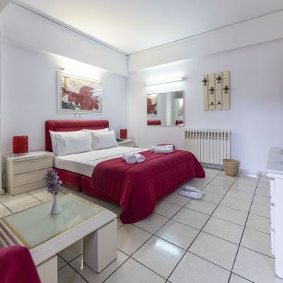 Deluxe Double Room Roy Hotel Promo Code