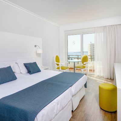 Double Room With Balcony Hotel y Apartamentos Morito Promo Code