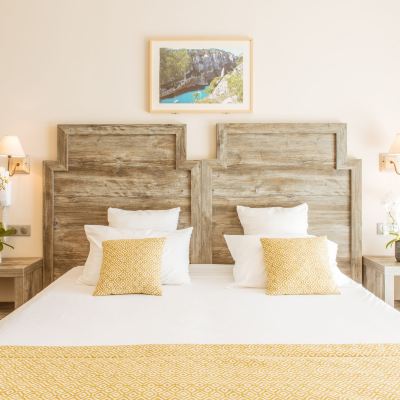 Superior Double Room Le Concorde Promo Code