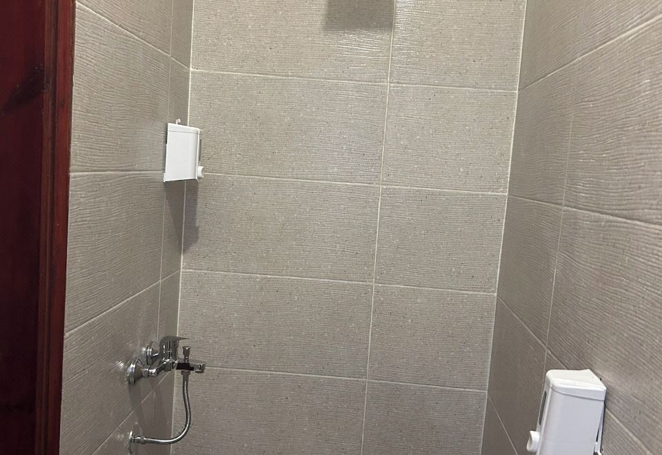 两卧室公寓，享有山景