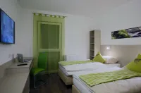 Smart Motel Hotele w: 