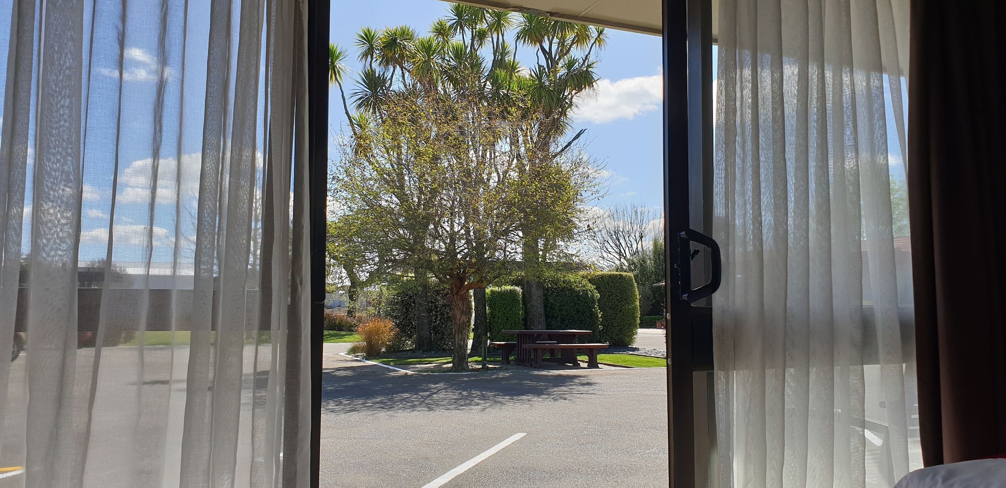 Commodore Motor Lodge家庭一卧室公寓