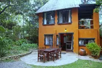 Phophonyane Falls Ecolodge Hotele w: 