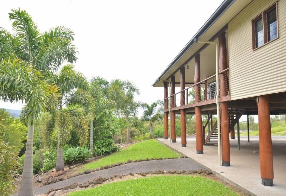 特大床和上下铺双床房