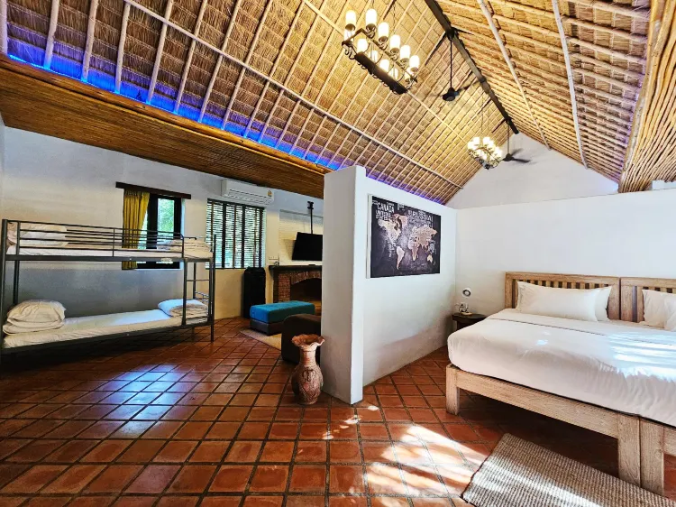 Family Studio Suite With Garden