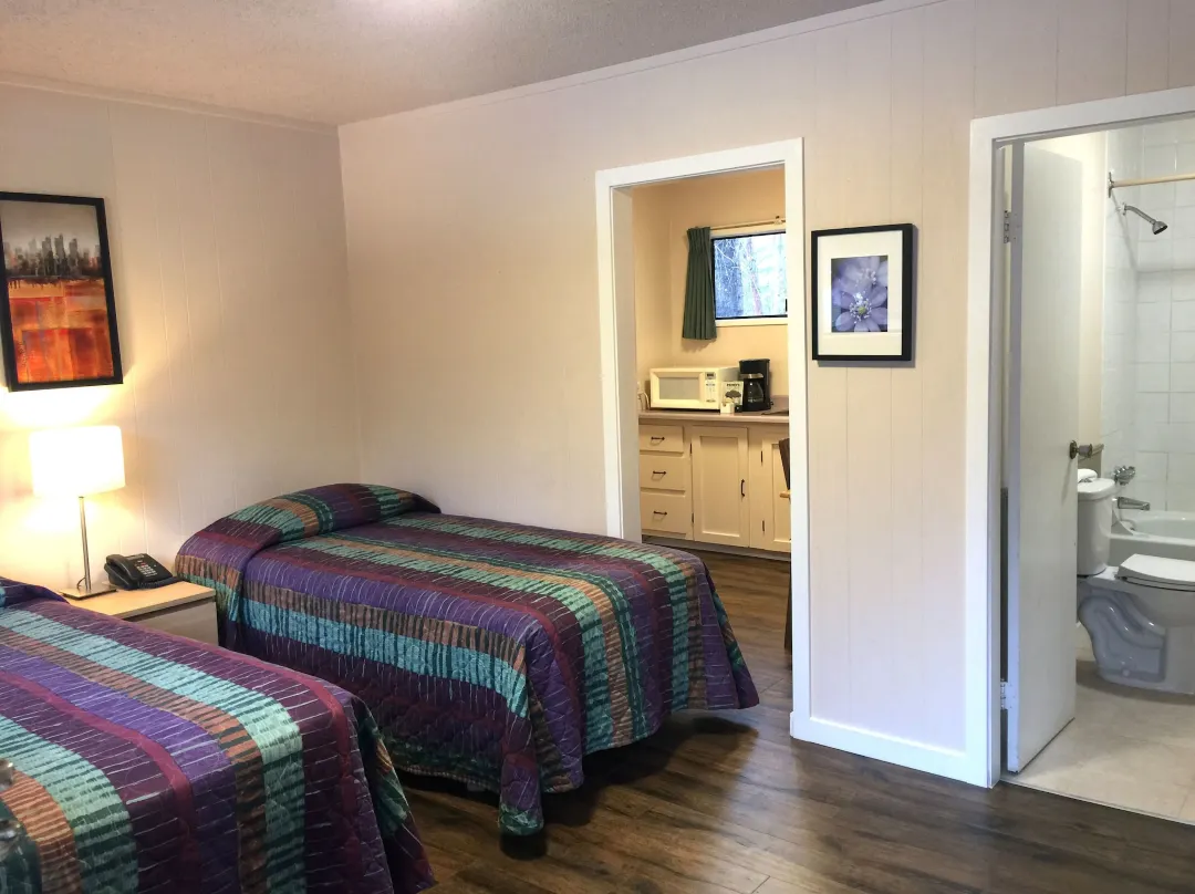The Hitching Post Motel - Pemberton