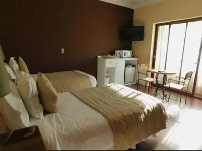 Hotel Inti Kuyen Plaza Các khách sạn ở 