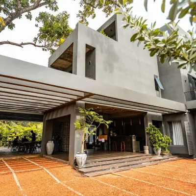 Bohemian Nest Hotels near Ave Maria Convent
