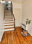 Family friendly in Hampton with huge yard, dog park, and 2 blocks from the bay