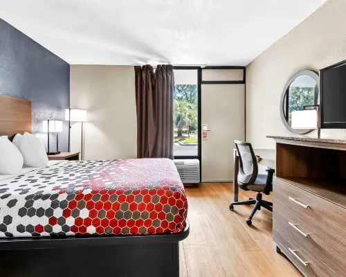 Econo Lodge Hotels in Berkeley County