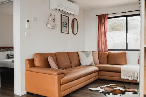 Humbug Bunk House & Hot Tub! Three-Bedroom House