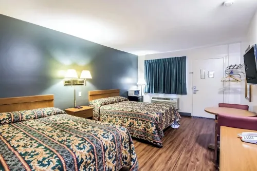 Brentwood Inn Richmond South