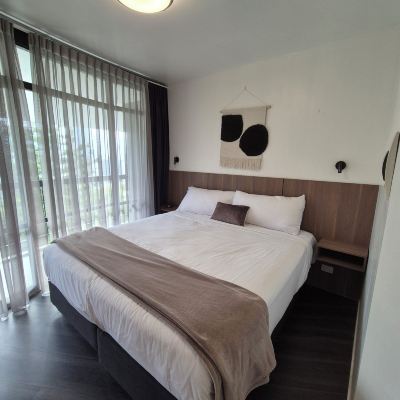 One-Bedroom Apartment Madison Hotel Tower Mill Promo Code