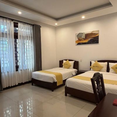 Triple Room Green Hill Villa Promo Code