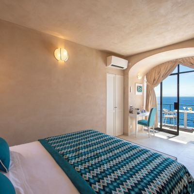Deluxe Room with Sea View Balcony (Access Via 50 Steps) Hotel Onda Verde Promo Code