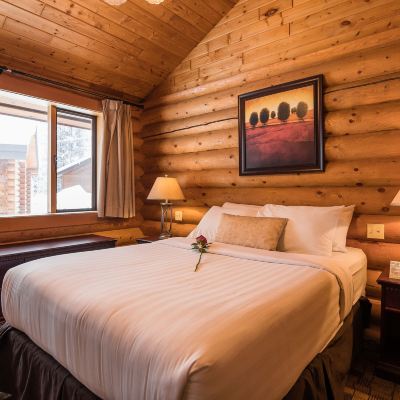 Deluxe One Bedroom Chalet Castle Mountain Chalets Promo Code