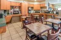 Microtel Inn & Suites by Wyndham Uncasville Casino Area Ξενοδοχεία στην πόλη 