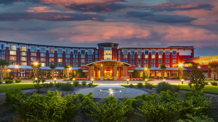 The Chattanoogan Hotel, Curio Collection by Hilton Exterior
