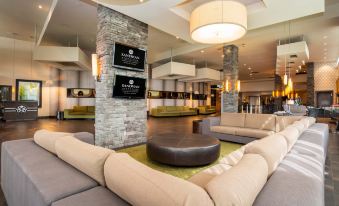 Sandman Signature Vancouver Airport Hotel & Resort