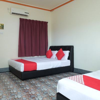 Suite Keluarga Kupon OYO 89928 Acf Guest House