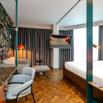 King Room