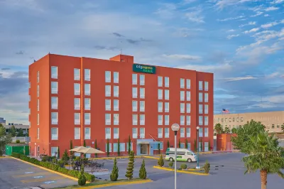 City Express Junior by Marriott Ciudad Juarez Consulado Hotel a 