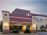 Super 8 by Wyndham Mobile I-65 Hotels in Mobile
