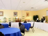 Residence & Conference Centre - Brampton Hotel a Brampton
