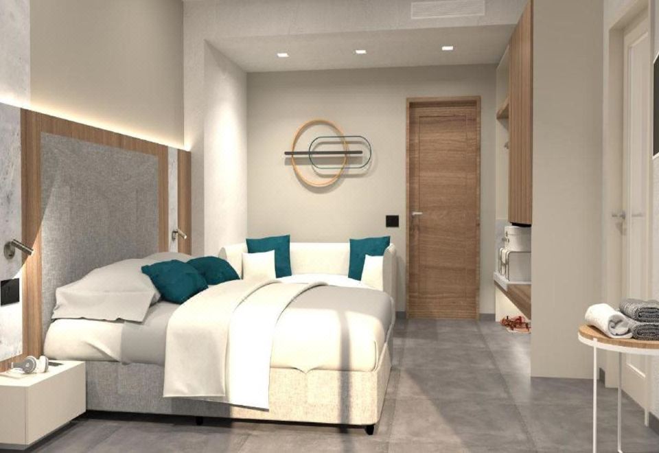 小型套房（带海景的）