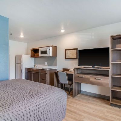 Room, 1 Queen Bed, Accessible, Non Smoking (Bathtub & Sofa) WoodSpring Suites Fort Mill Promo Code