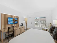 Beachcomber Resort & Club