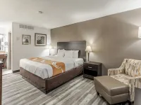 Quality Inn University Lansing Hotel di Lansing