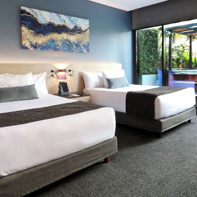 Jacuzzi Pool Garden Double QUARTZ HOTEL & SPA Promo Code