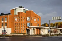 Hotel Karhu Hotels in 