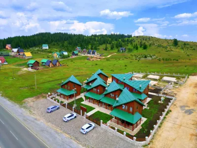 Zagrad Homes in Zabljak Ξενοδοχεία στην πόλη 