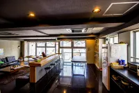 Santiago Guesthouse Hiroshima