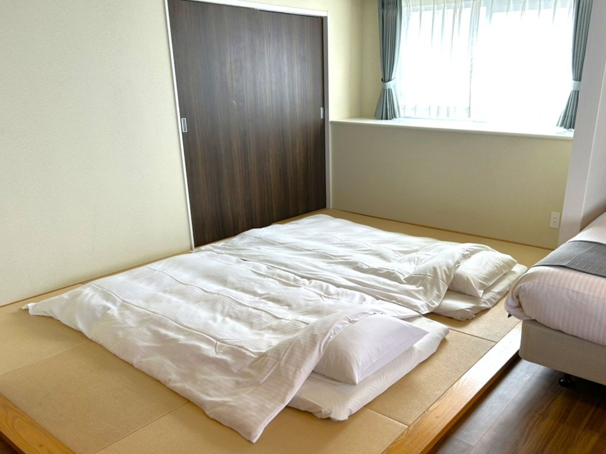 高層甄選公寓套房