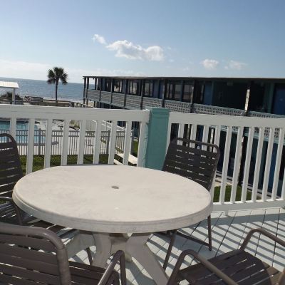 Executive Suite, 1 King Bed with Sofa Bed, Courtyard View (Suites with 1Q and 1Q Sleeper Sofa) Buccaneer Inn Promo Code