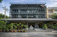 My Friends Hotel