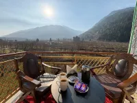 Hotel Oscar Mountain Retreat