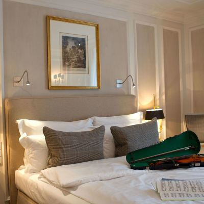 Superior Double Room Non smoking Hotel München Palace Promo Code