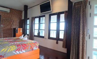 Laong Pilom Boutique Guesthouse