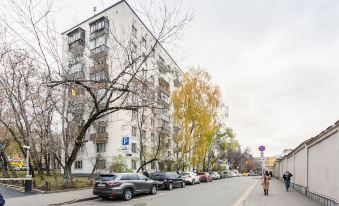 Apartment on Volkov Pereulok