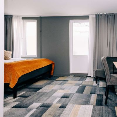 1 King Bed,Non-Smoking,Superior Room,Work Desk,Wi-Fi JA Hotel Promo Code