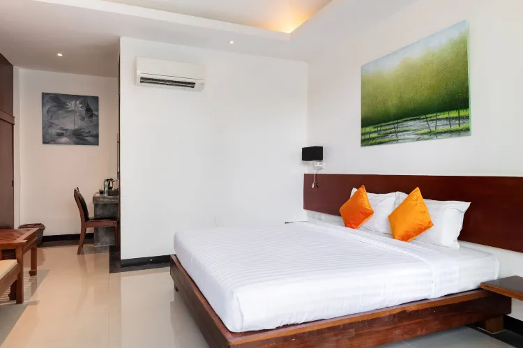 ห้องสแตนดาร์ด เตียงใหญ่ พร้อมพัดลม