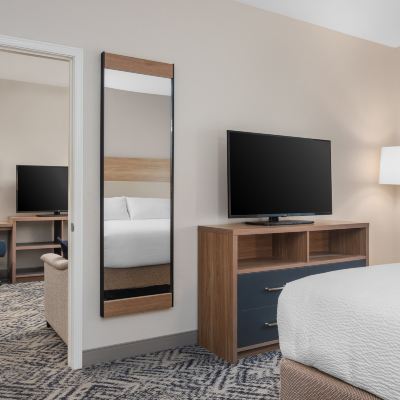 One-Bedroom King Suite 拉克羅斯燭木套房酒店優惠