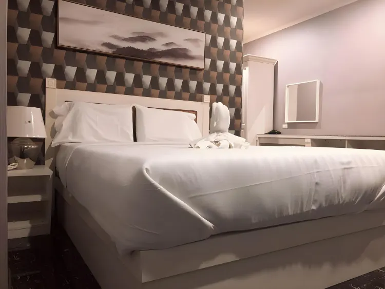 ห้องนอนสามห้อง