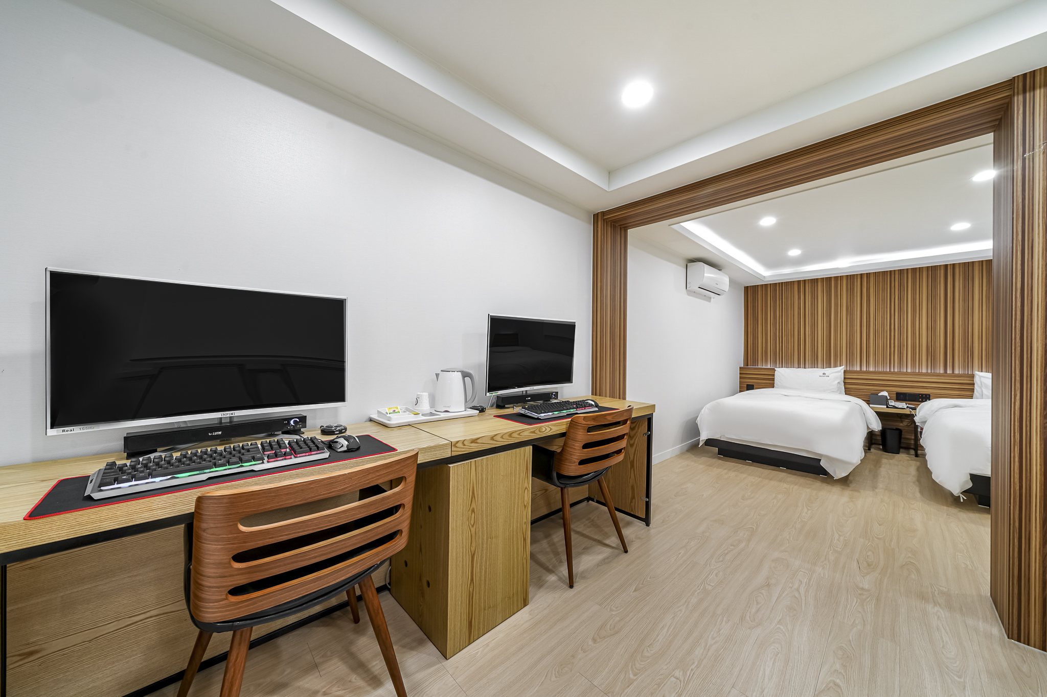 브이모텔 후기 및 특가 예약 - 부산 호텔 추천 | 트립닷컴