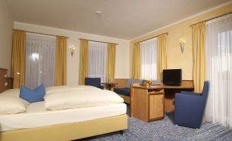 Hotel Maurerhansl - Housity