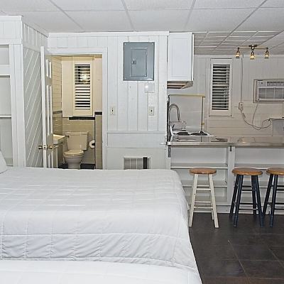 Beach Level Kitchen Room Vineyard Harbor Motel Promo Code